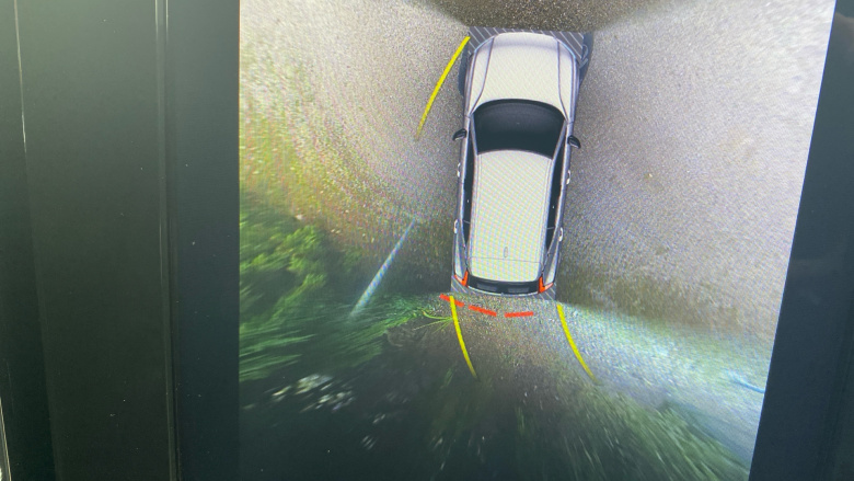 Volvo Xc40 2.0 T4 R DESIGN Pro 5dr AWD Geartronic Petrol Estate